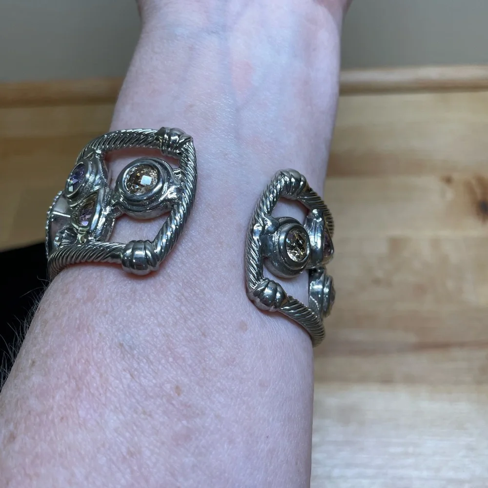 Larger cuff bracelet - Picture 8 of 8